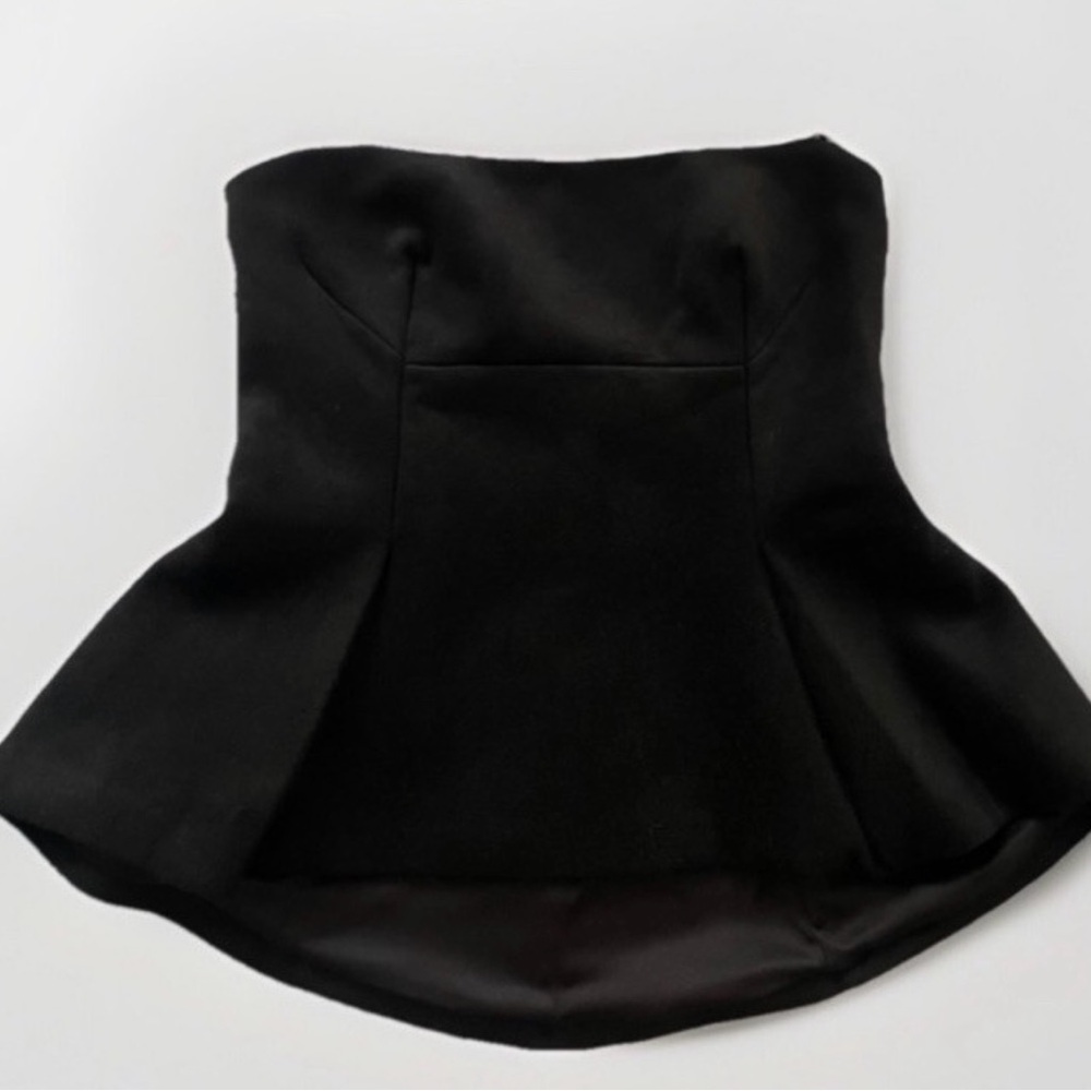 Black top - Picture 2 of 4